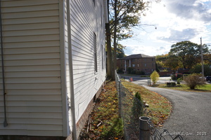 Homes for sale in Holyoke, MA | 69 Gates St, Holyoke, MA 01040 | MLS# 24138195