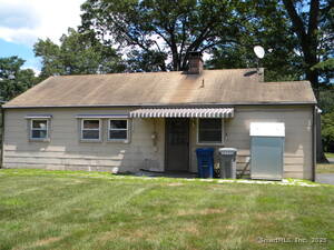 Homes for sale in Plainville, CT | 26 Mountain View Dr, Plainville, CT 06062 | MLS# 24138209