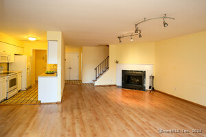 Homes for sale in Stamford, CT | 61 Seaview Ave #APT 51, Stamford, CT 06902 | MLS# 24137990