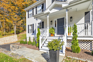 Homes for sale in Trumbull, CT | 6680 Main St, Trumbull, CT 06611 | MLS# 24137954