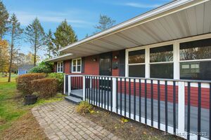 Homes for sale in East Windsor, CT | 3 Eastwood Dr, East Windsor, CT 06016 | MLS# 24137935