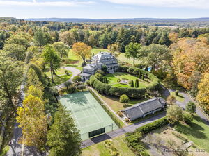 Homes for sale in Farmington, CT | 11 Mountain Spring Rd, Farmington, CT 06032 | MLS# 24100369