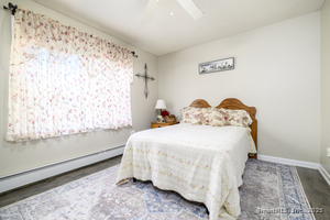 Homes for sale in Ansonia, CT | 10 Hoinski Way, Ansonia, CT 06401 | MLS# 24134108