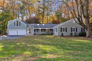 Homes for sale in Glastonbury, CT | 23 Wagon Rd, Glastonbury, CT 06033 | MLS# 24138229