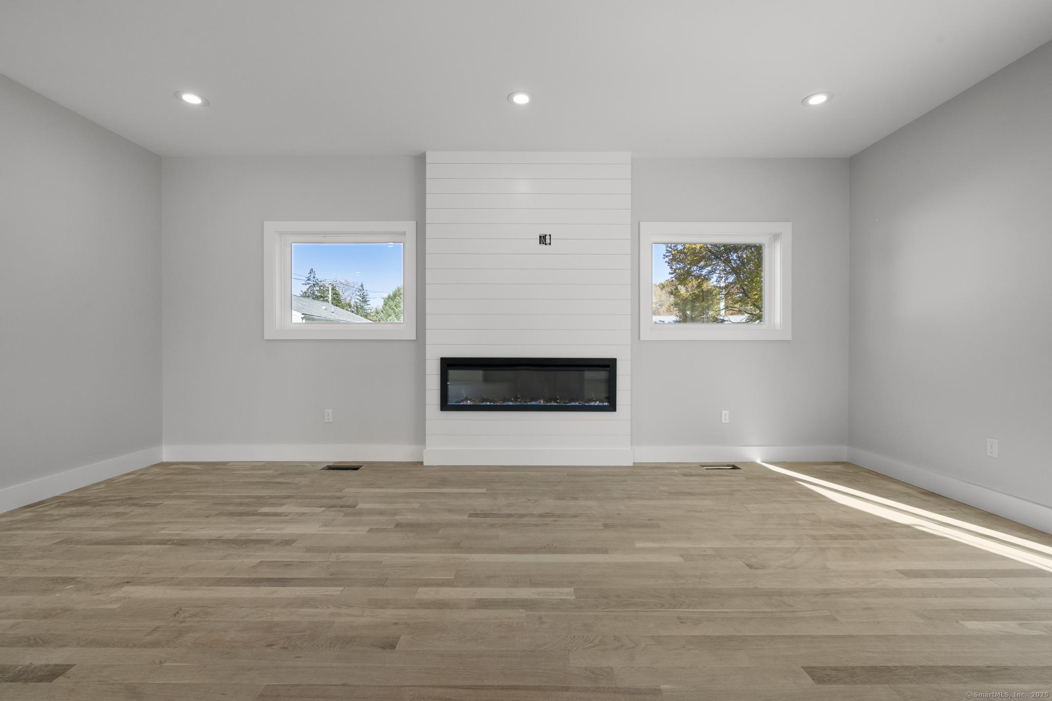 71 Platt, Milford, 06460, 4 Bedrooms Bedrooms, 0 ,3 BathroomsBathrooms,Single Family For Sale,For Sale,Platt,0,24138388