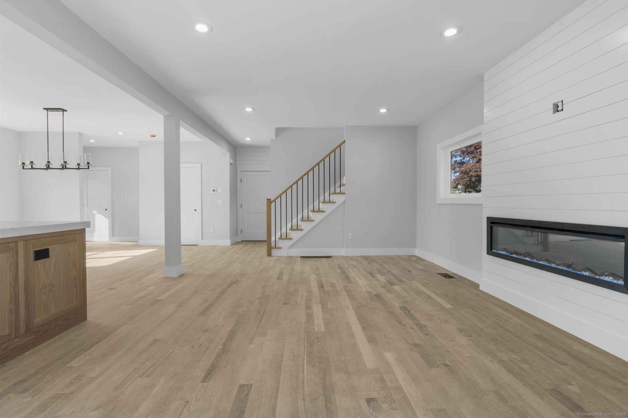 71 Platt, Milford, 06460, 4 Bedrooms Bedrooms, 0 ,3 BathroomsBathrooms,Single Family For Sale,For Sale,Platt,0,24138388