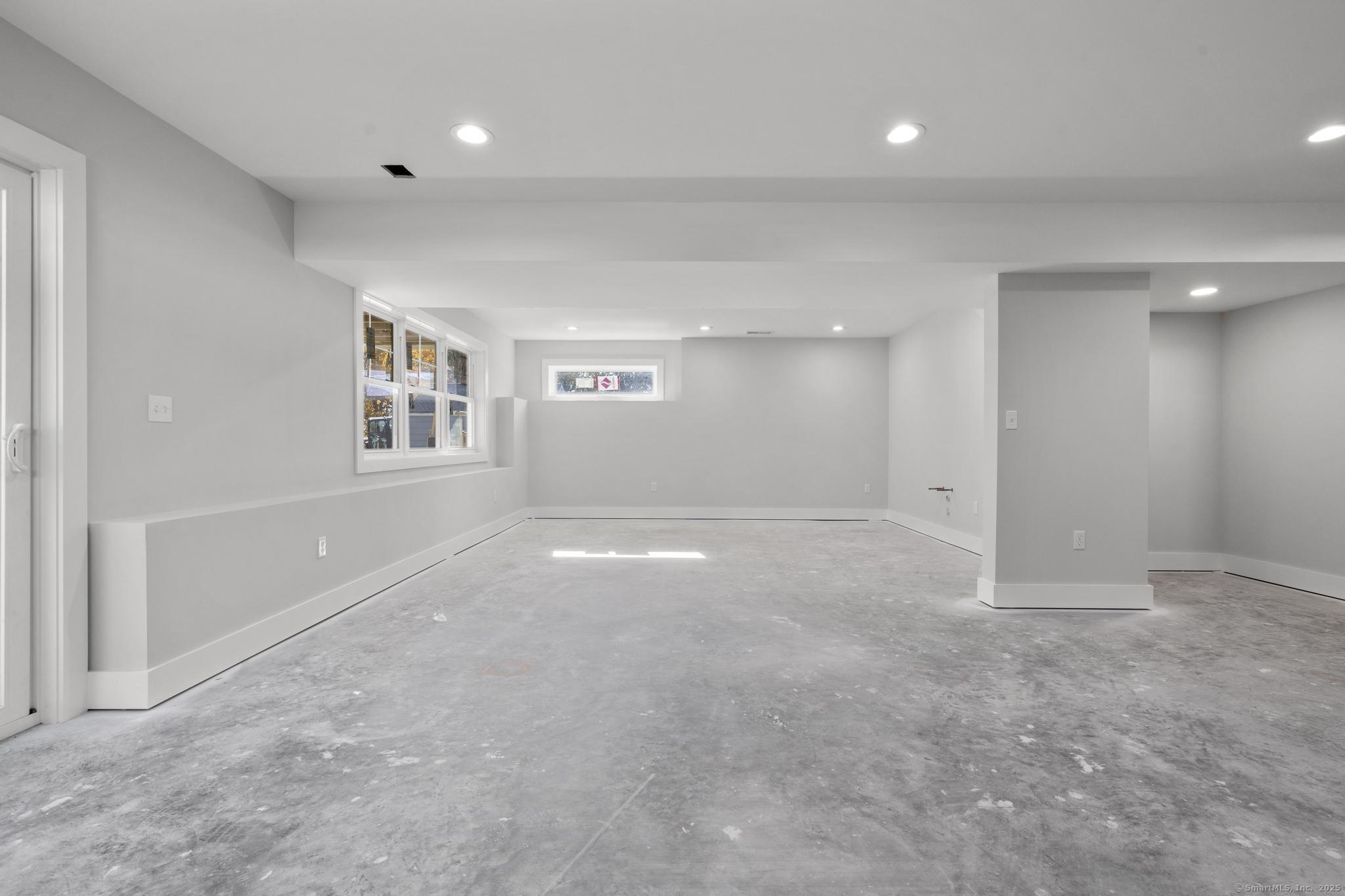 71 Platt, Milford, 06460, 4 Bedrooms Bedrooms, 0 ,3 BathroomsBathrooms,Single Family For Sale,For Sale,Platt,0,24138388