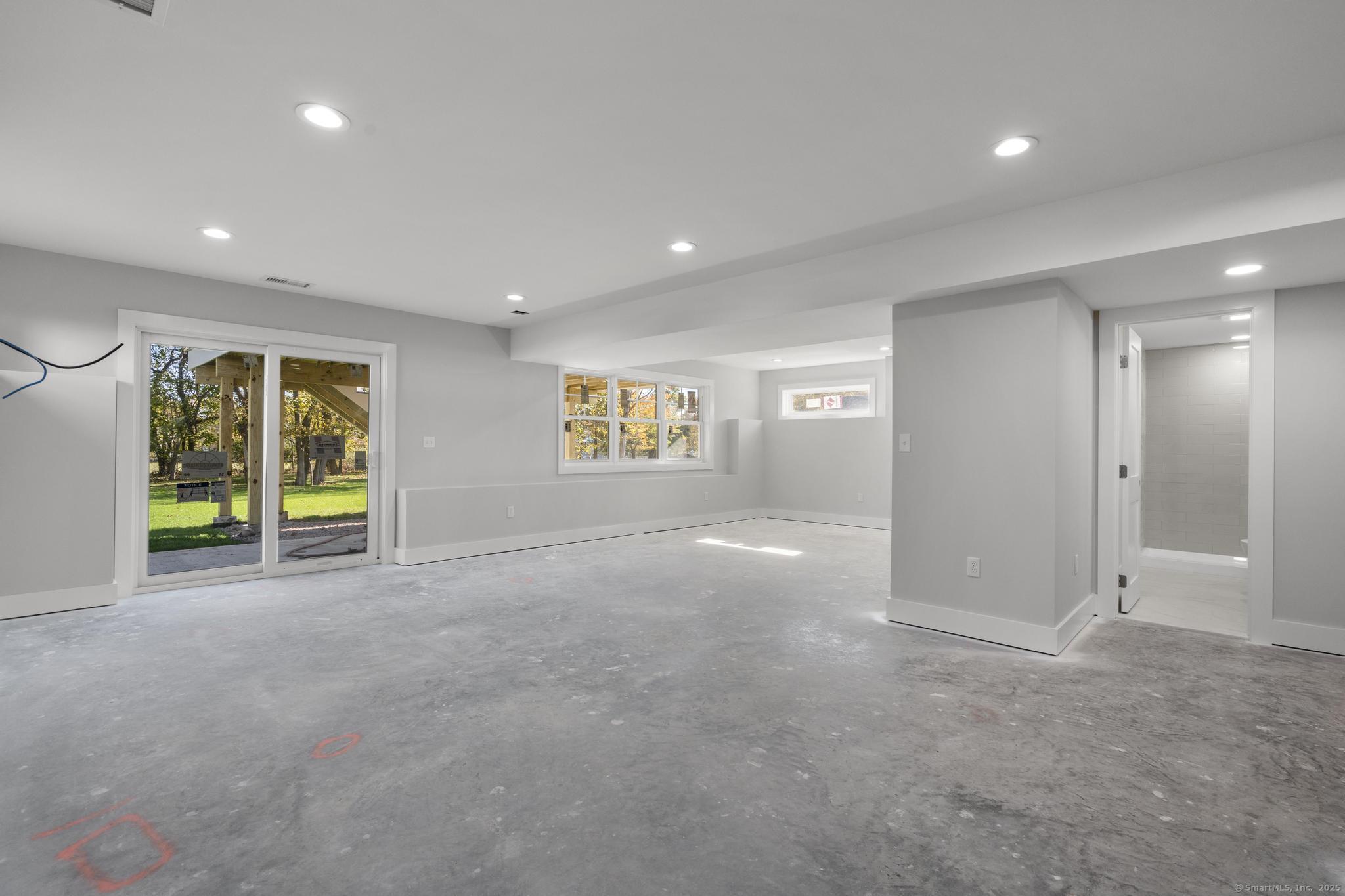 71 Platt, Milford, 06460, 4 Bedrooms Bedrooms, 0 ,3 BathroomsBathrooms,Single Family For Sale,For Sale,Platt,0,24138388