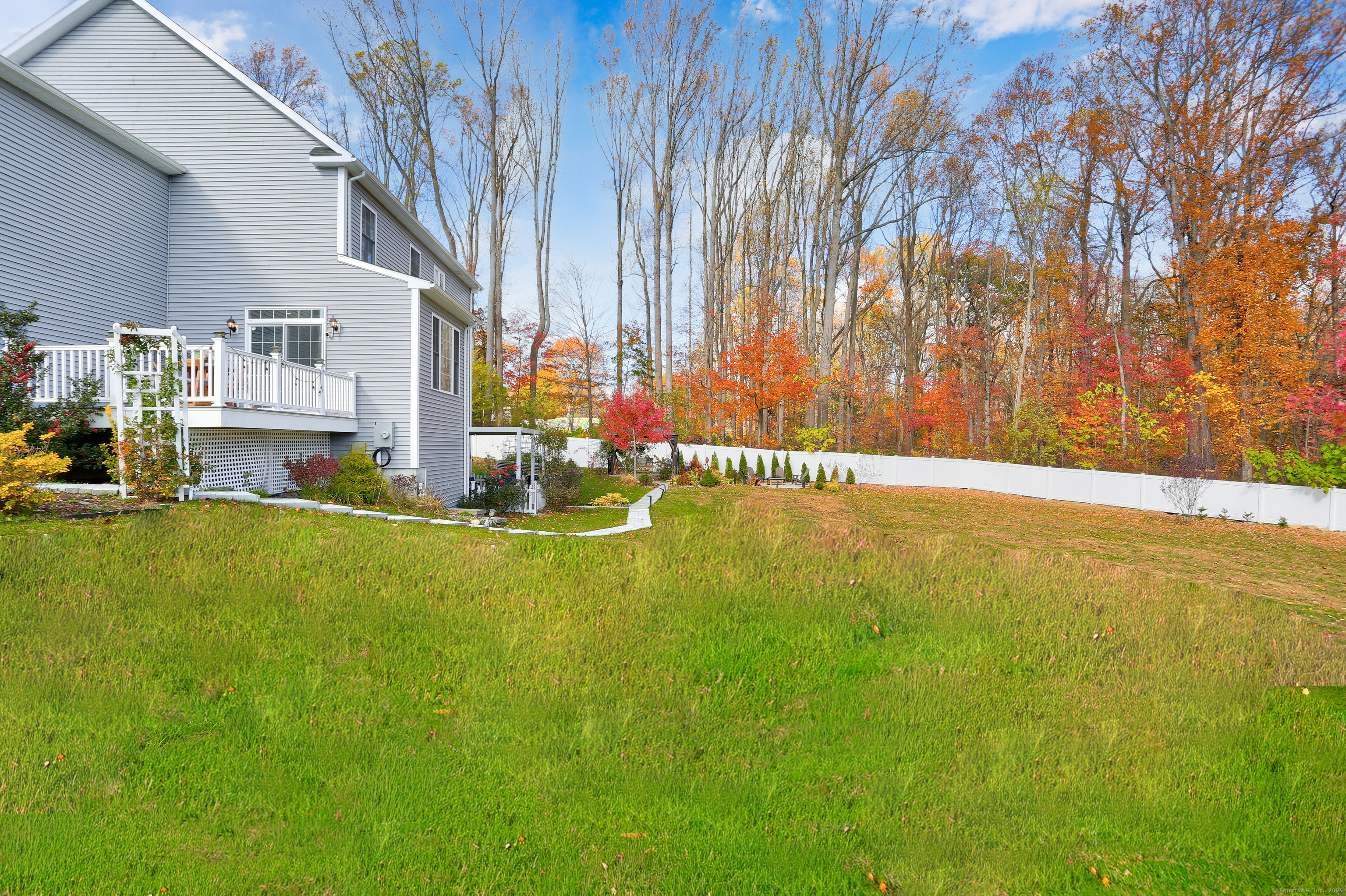 Photo 31 of 450 James Farm Road, Stratford, CT