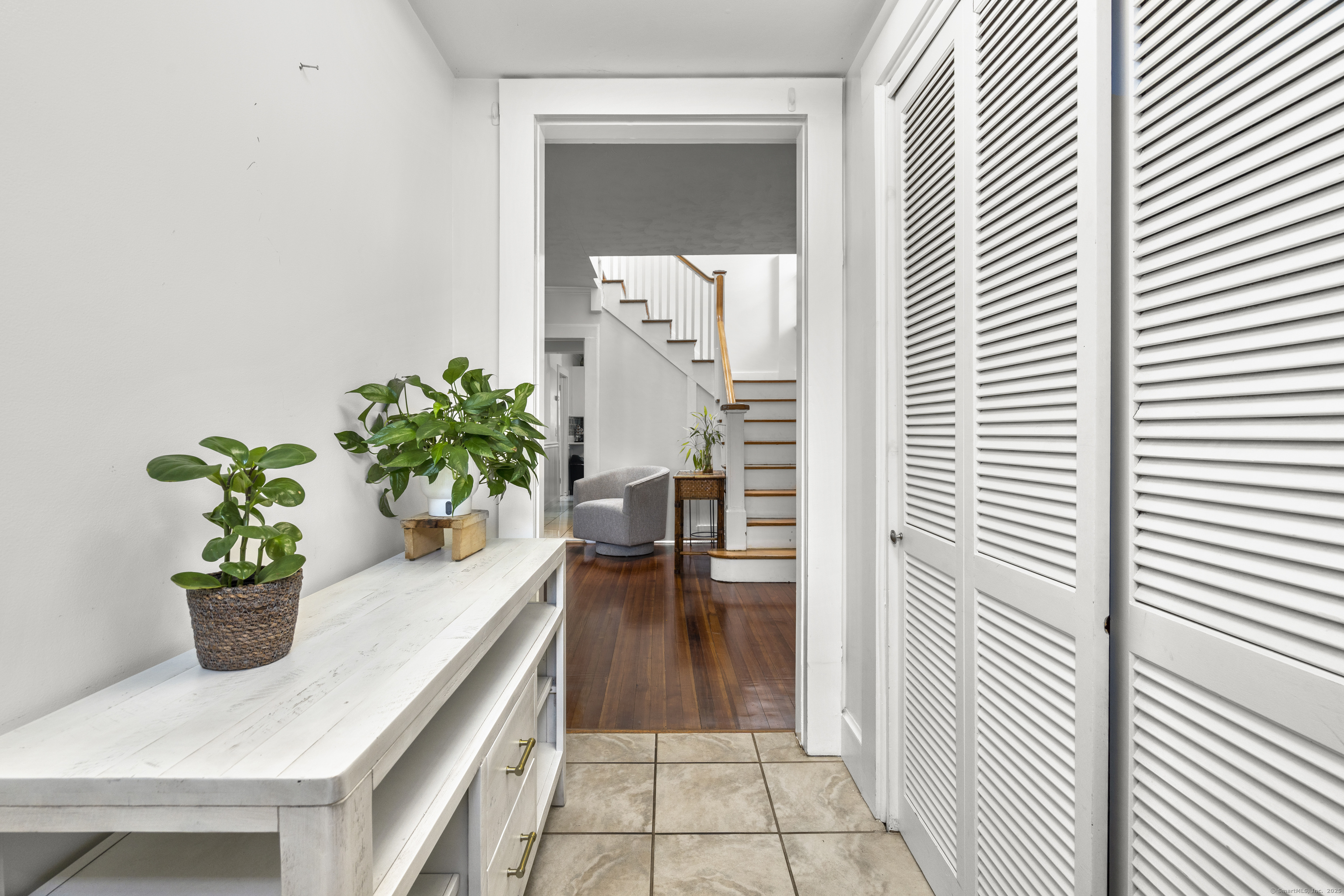 Homes for sale in Stamford, CT | 14 Park St, Stamford, CT 06902 | MLS# 24137968