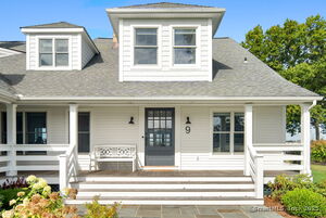 Homes for sale in Norwalk, CT | 9 Sylvester Ct, Norwalk, CT 06855 | MLS# 24138396