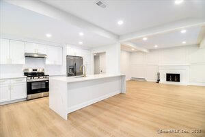 Homes for sale in Southbury, CT | 929 Heritage Vlg #B, Southbury, CT 06488 | MLS# 24138393