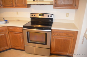 Homes for sale in South Windsor, CT | 1202 Twin Circle Dr #1202, South Windsor, CT 06074 | MLS# 24137347