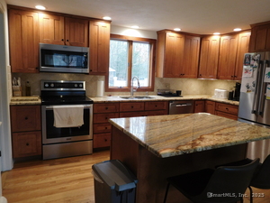 Homes for sale in Torrington, CT | 68 Knollwood Dr, Torrington, CT 06790 | MLS# 24138455