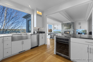 Homes for sale in Stonington, CT | 92 Water St, Stonington, CT 06378 | MLS# 24136481