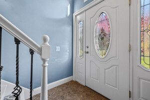 Homes for sale in Clinton, CT | 4 Van Dyke Ln, Clinton, CT 06413 | MLS# 24138361