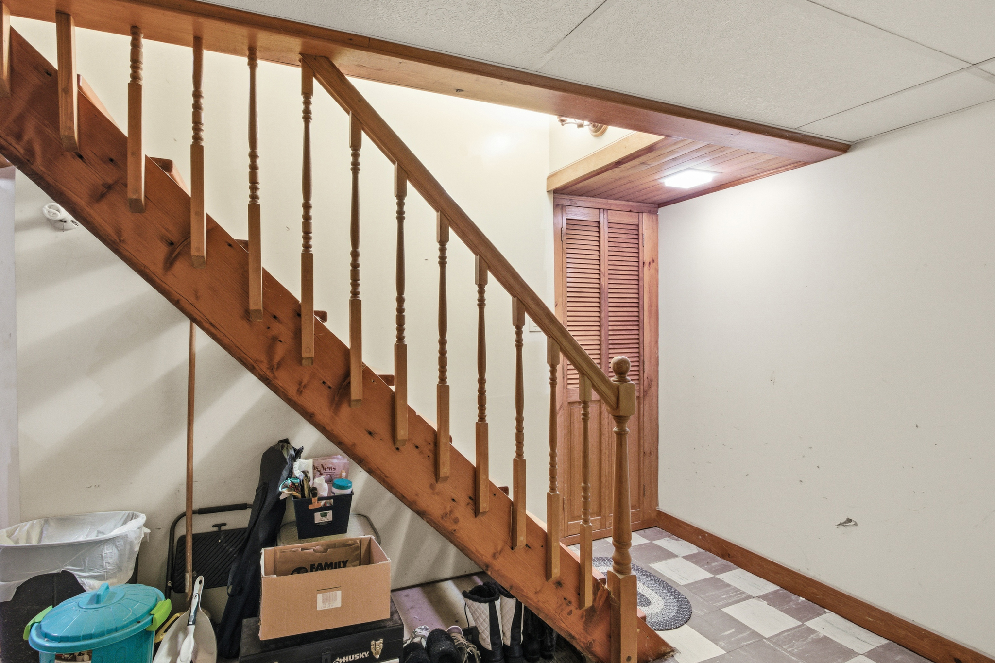 Photo 23 of 137 Maple Hill Road, Naugatuck, CT