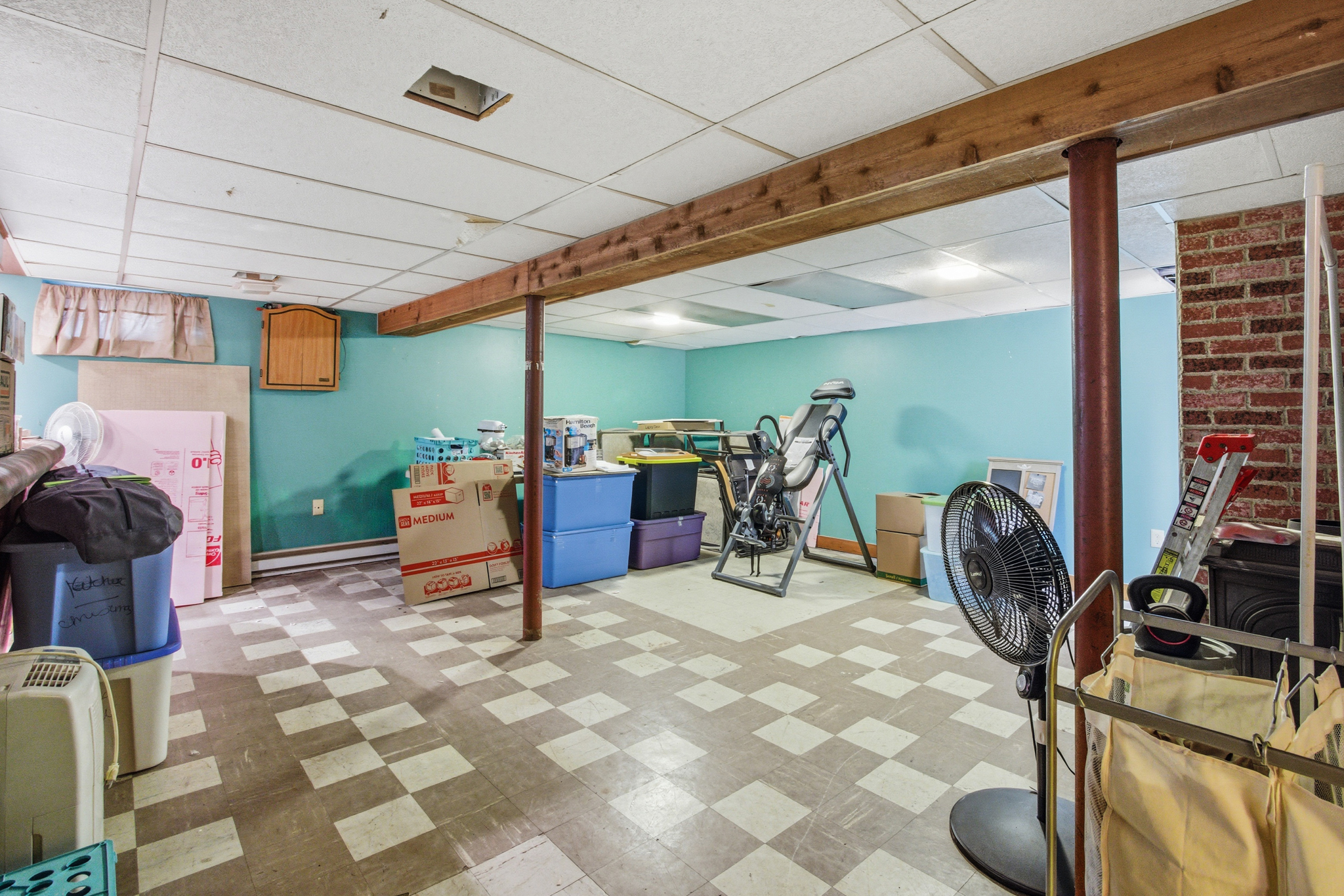 Photo 24 of 137 Maple Hill Road, Naugatuck, CT