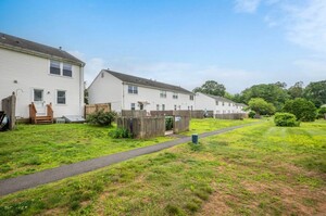 Homes for sale in Glastonbury, CT | 5 Garland Dr #5, Glastonbury, CT 06033 | MLS# 24137982