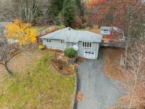 Homes for sale in Naugatuck, CT | 137 Maple Hill Rd, Naugatuck, CT 06770 | MLS# 24137638