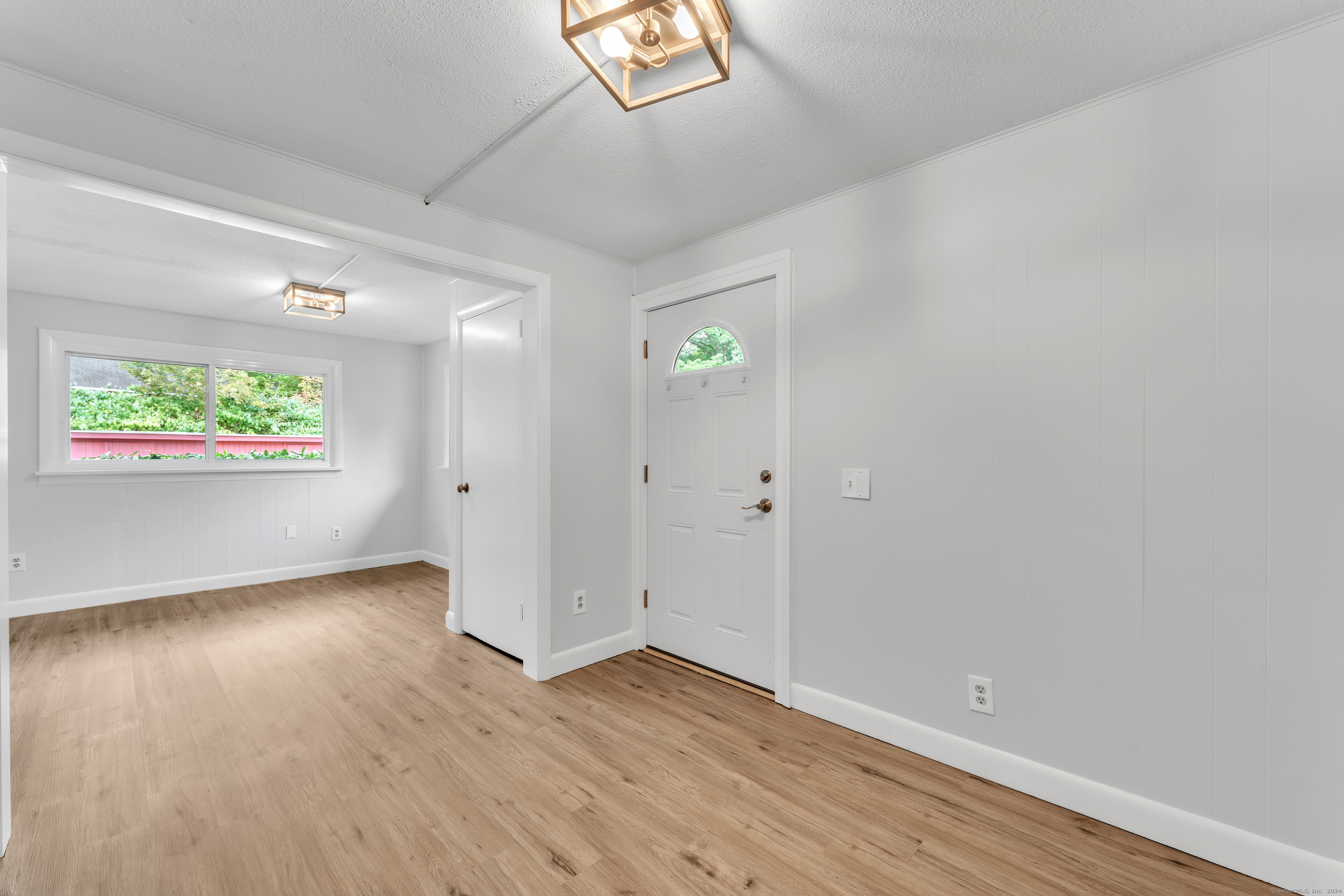 Photo 26 of 1127 East Street, Suffield, CT