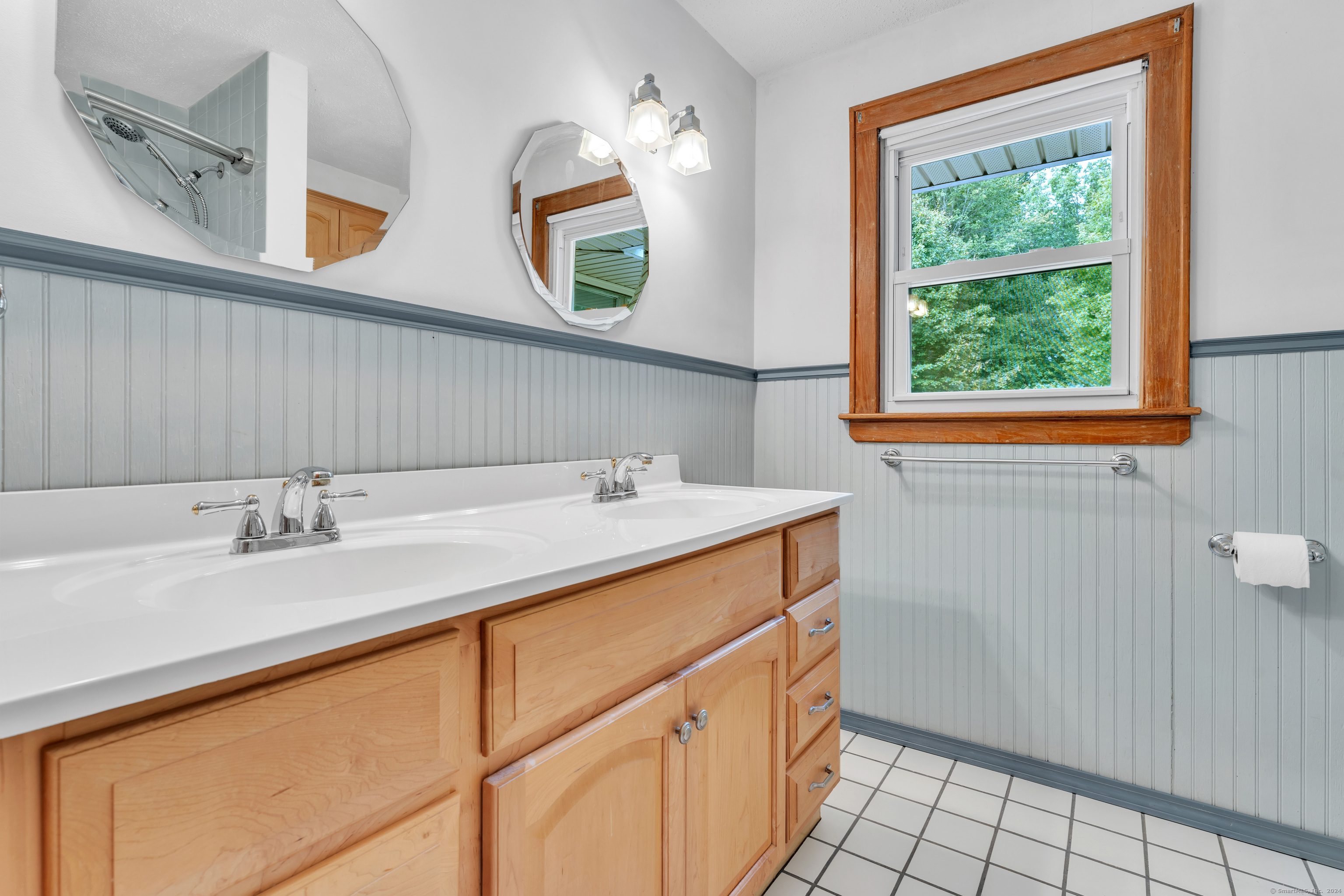 Photo 30 of 1127 East Street, Suffield, CT