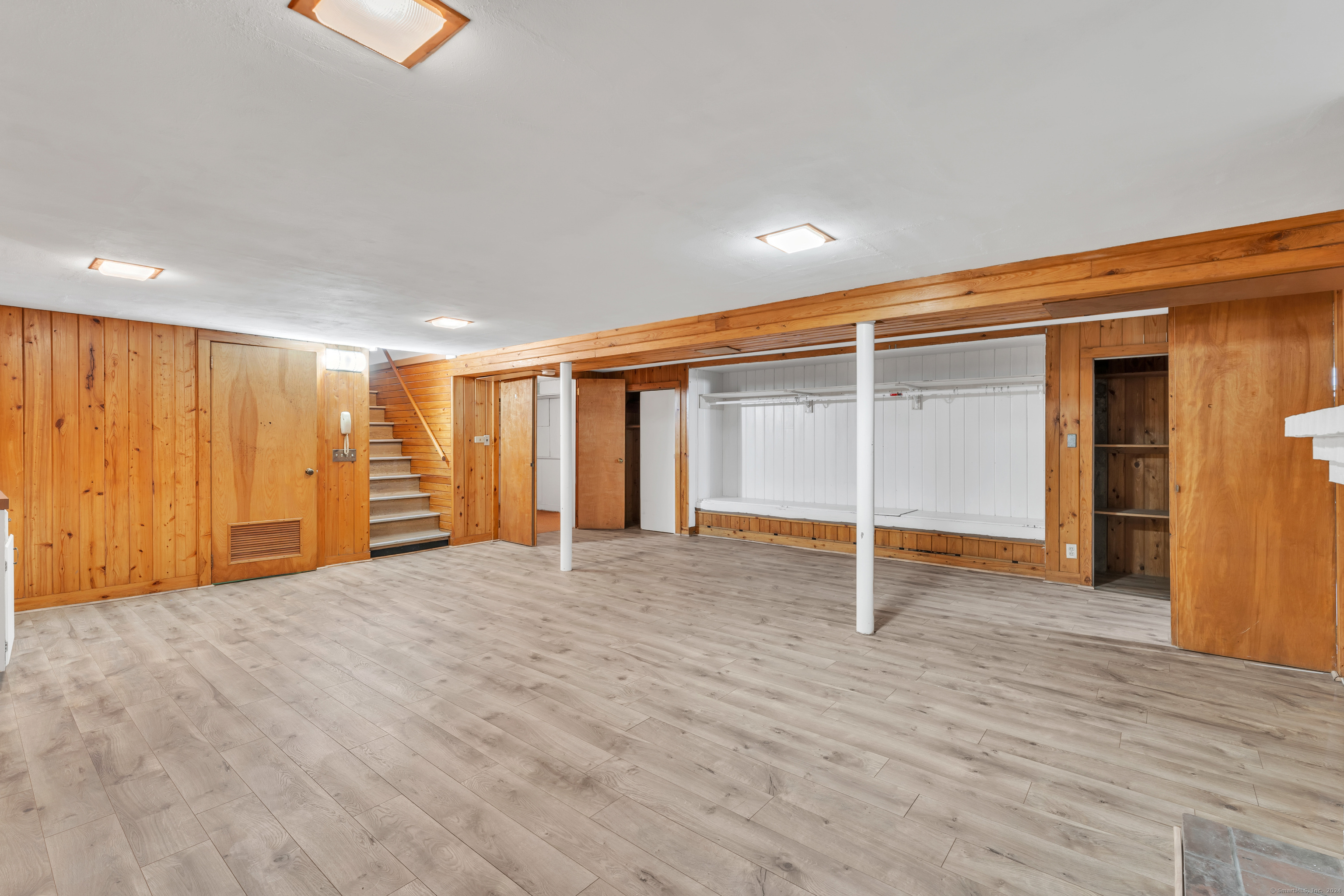 Photo 37 of 1127 East Street, Suffield, CT