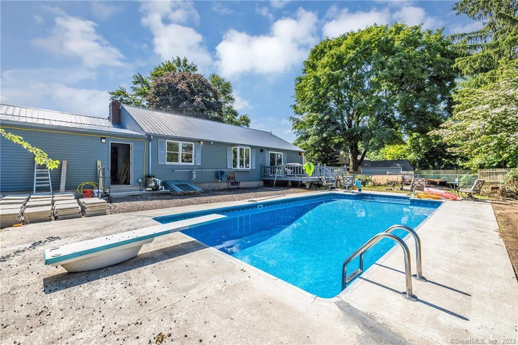 Photo 21 of 1467 East Street, Suffield, CT