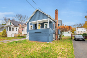 Homes for sale in Manchester, CT | 143 Benton St, Manchester, CT 06040 | MLS# 24138625