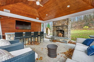 Homes for sale in New Fairfield, CT | 3 Alexandra Dr, New Fairfield, CT 06812 | MLS# 24138645