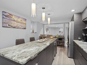 Homes for sale in Stamford, CT | 5 Hundley Ct #1E, Stamford, CT 06902 | MLS# 24138663