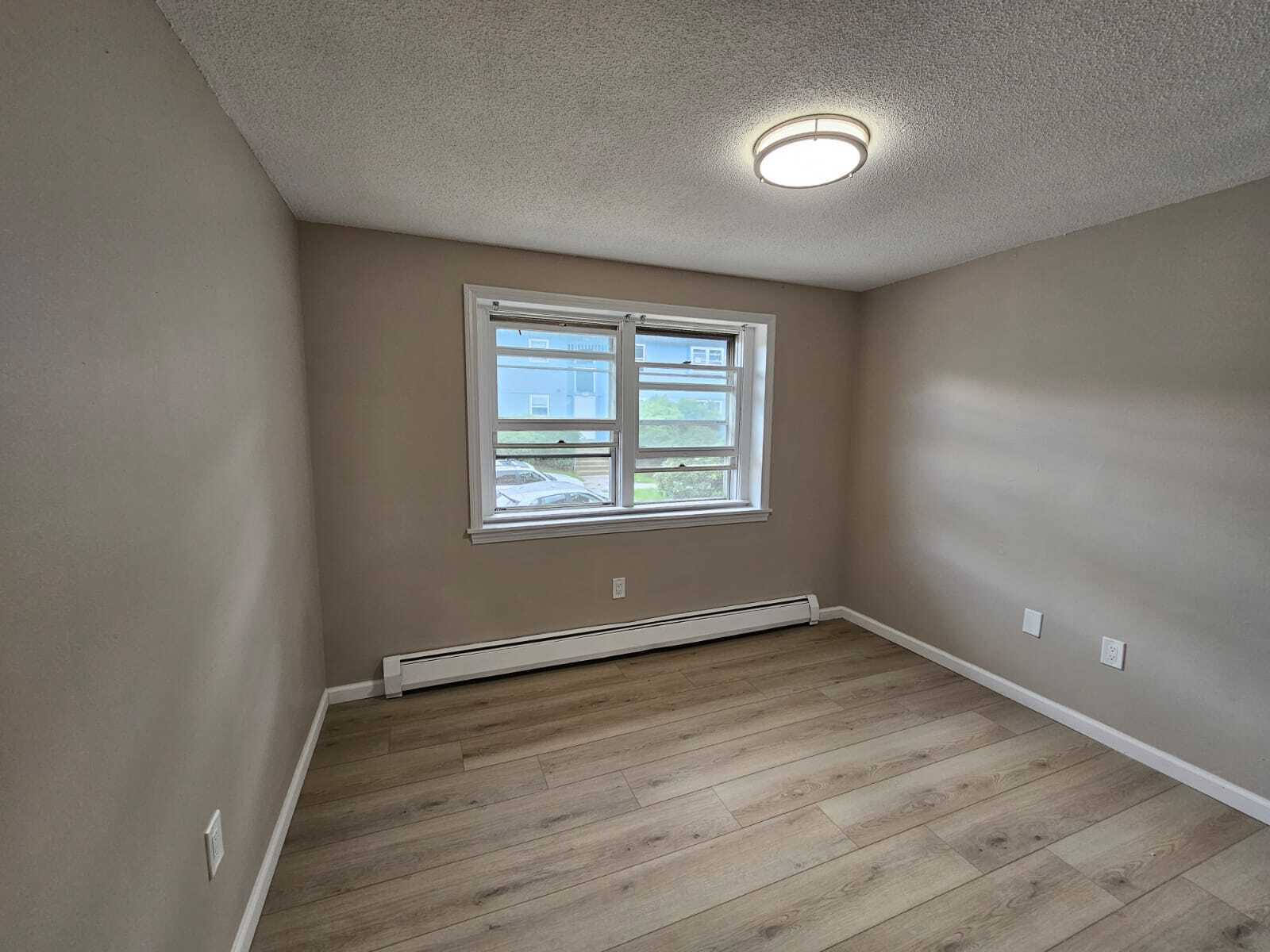 Photo 20 of 99 Grove Avenue, Groton, CT