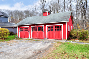 Homes for sale in Litchfield, CT | 31 Main St, Litchfield, CT 06778 | MLS# 24137879