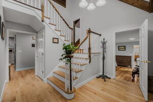 Homes for sale in Guilford, CT | 15 Briarwood Dr, Guilford, CT 06437 | MLS# 24128358