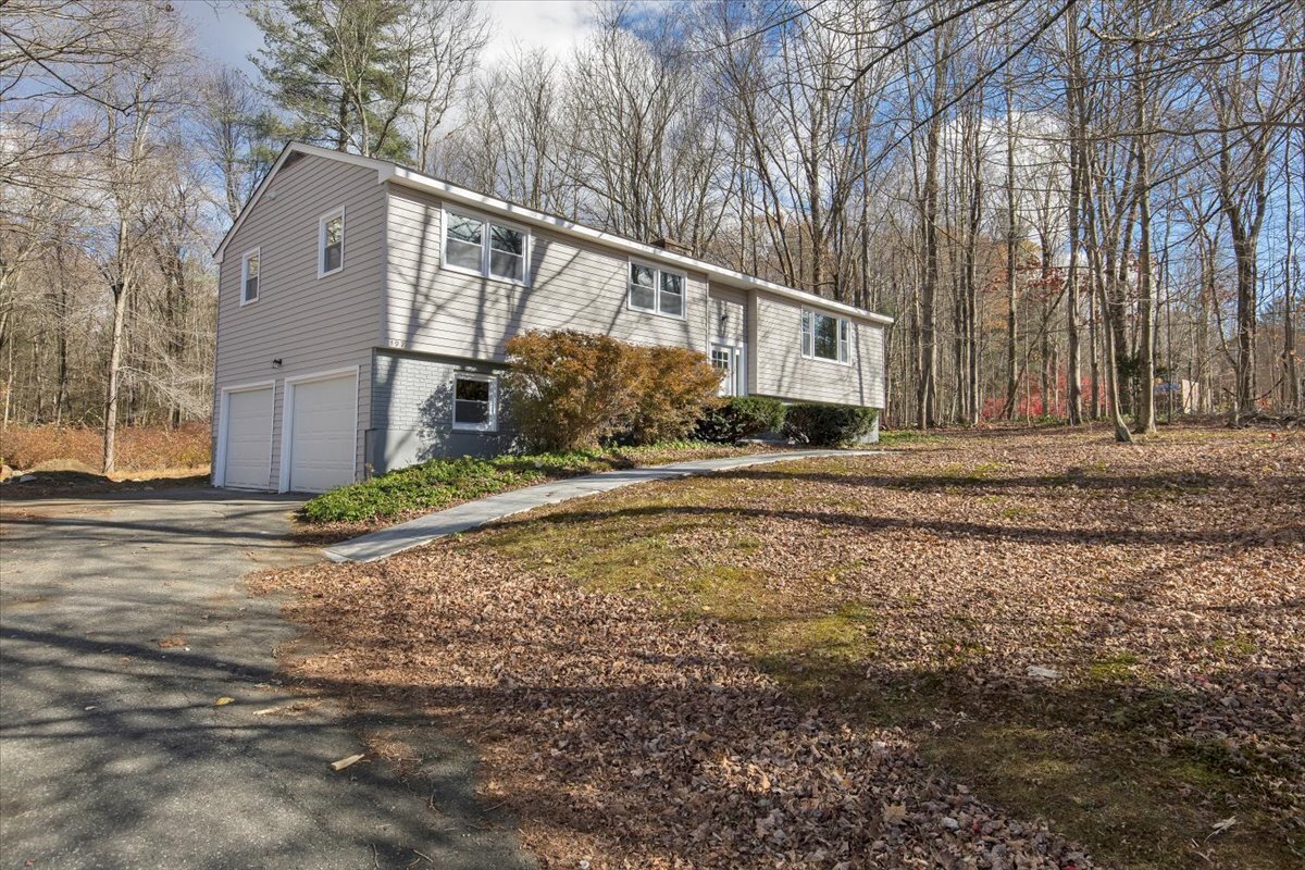 197 Meyer, Torrington, 06790, 3 Bedrooms Bedrooms, 0 ,2 BathroomsBathrooms,Single Family For Sale,For Sale,Meyer,0,24138815