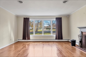 Homes for sale in Woodbridge, CT | 6 Brookside Dr, Woodbridge, CT 06525 | MLS# 24121103