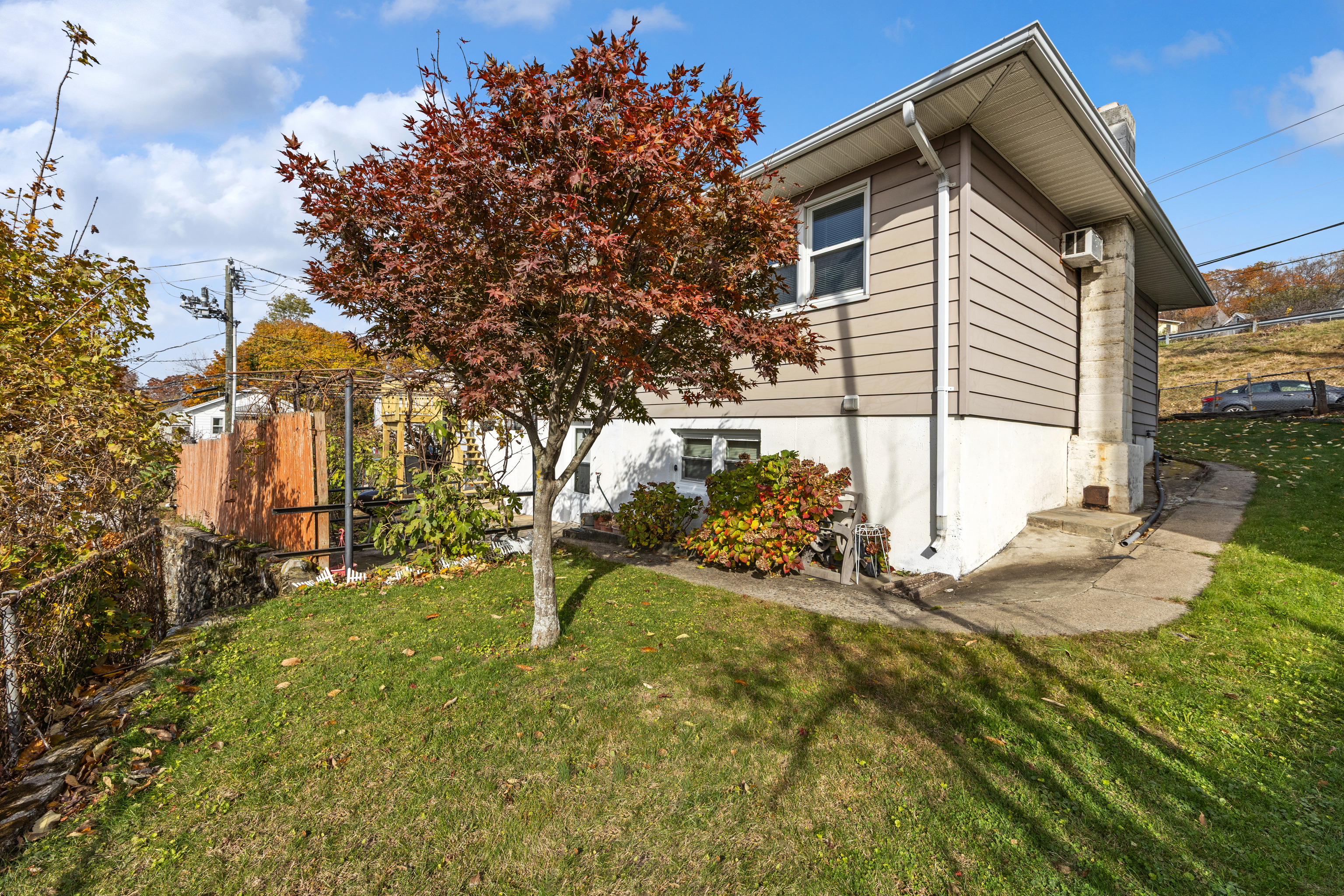 3 Maple, Naugatuck, 06770, 2 Bedrooms Bedrooms, 0 ,2 BathroomsBathrooms,Single Family For Sale,For Sale,Maple,0,24138838