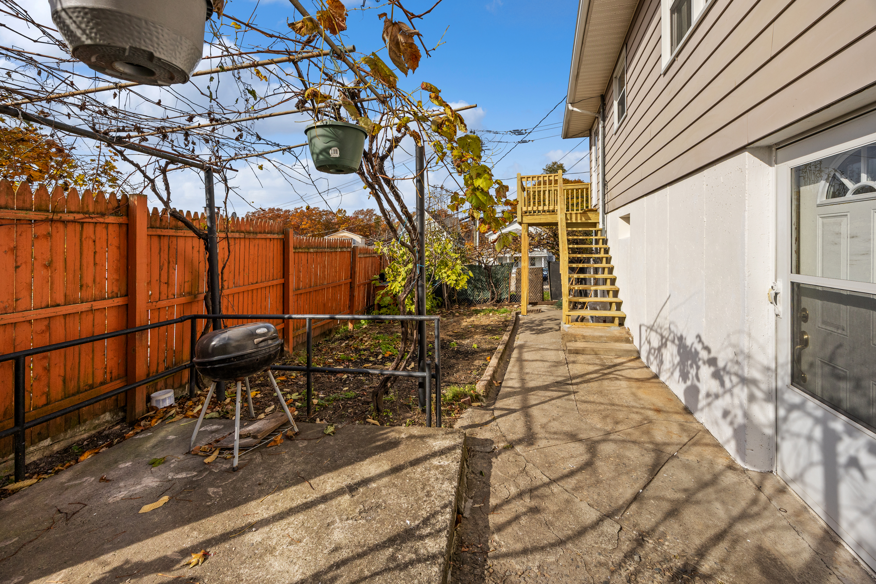 3 Maple, Naugatuck, 06770, 2 Bedrooms Bedrooms, 0 ,2 BathroomsBathrooms,Single Family For Sale,For Sale,Maple,0,24138838