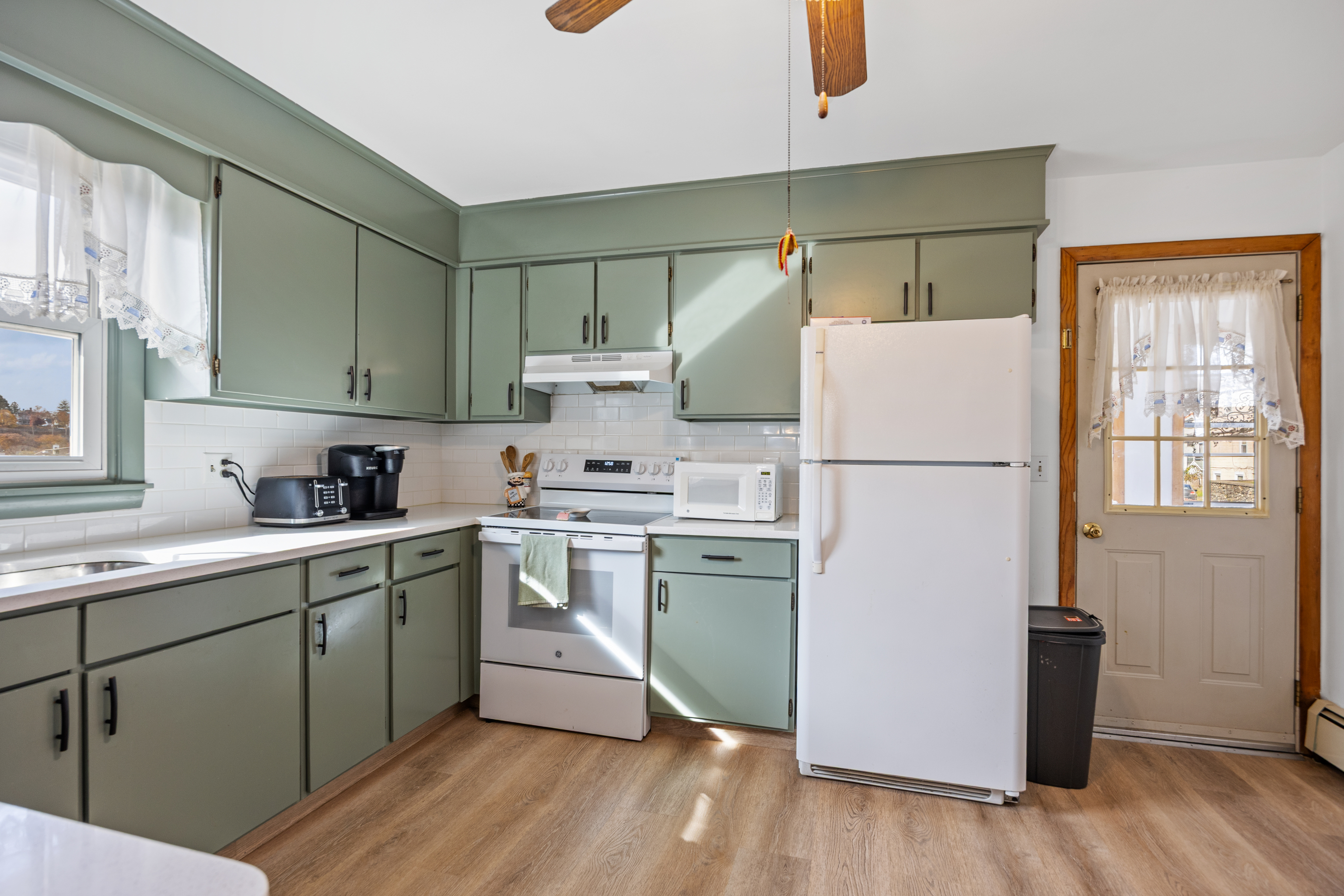 3 Maple, Naugatuck, 06770, 2 Bedrooms Bedrooms, 0 ,2 BathroomsBathrooms,Single Family For Sale,For Sale,Maple,0,24138838