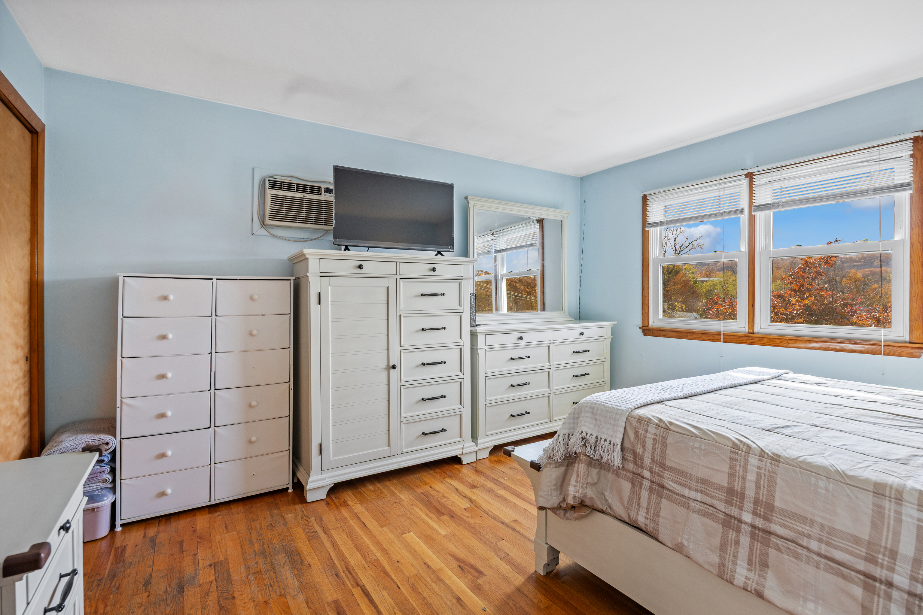 3 Maple, Naugatuck, 06770, 2 Bedrooms Bedrooms, 0 ,2 BathroomsBathrooms,Single Family For Sale,For Sale,Maple,0,24138838