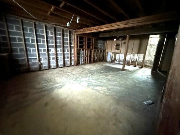 Photo 12 of 62 Huntington Road, New Haven, CT