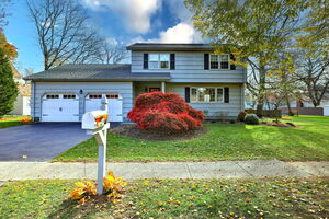 Homes for sale in Stratford, CT | 135 Wigwam Ln, Stratford, CT 06614 | MLS# 24138637