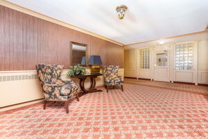 Homes for sale in West Hartford, CT | 869 Farmington Ave #APT 305, West Hartford, CT 06119 | MLS# 24138765