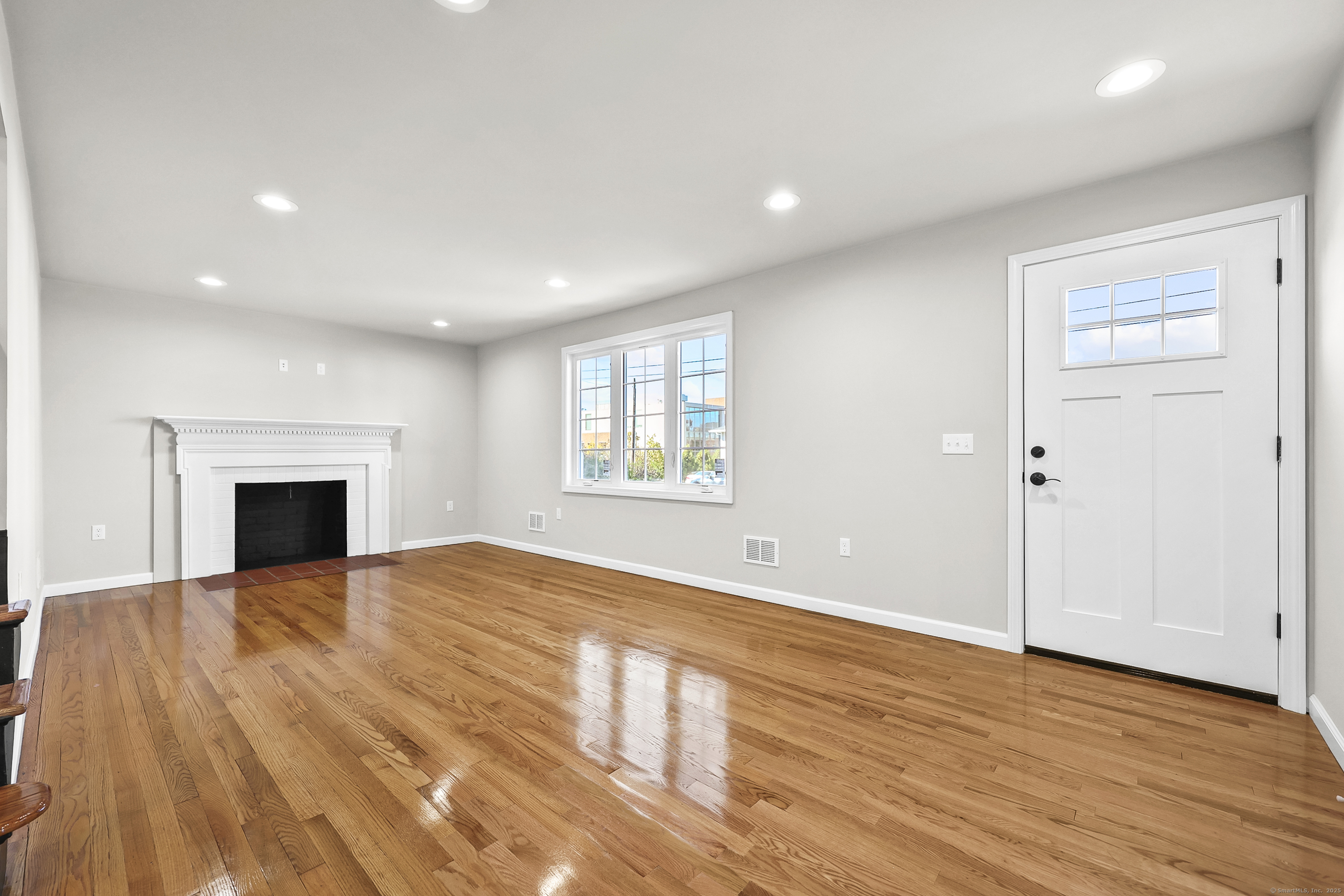 50 Garfield, Middletown, 06457, 3 Bedrooms Bedrooms, 0 ,2 BathroomsBathrooms,Single Family For Sale,For Sale,Garfield,0,24138998