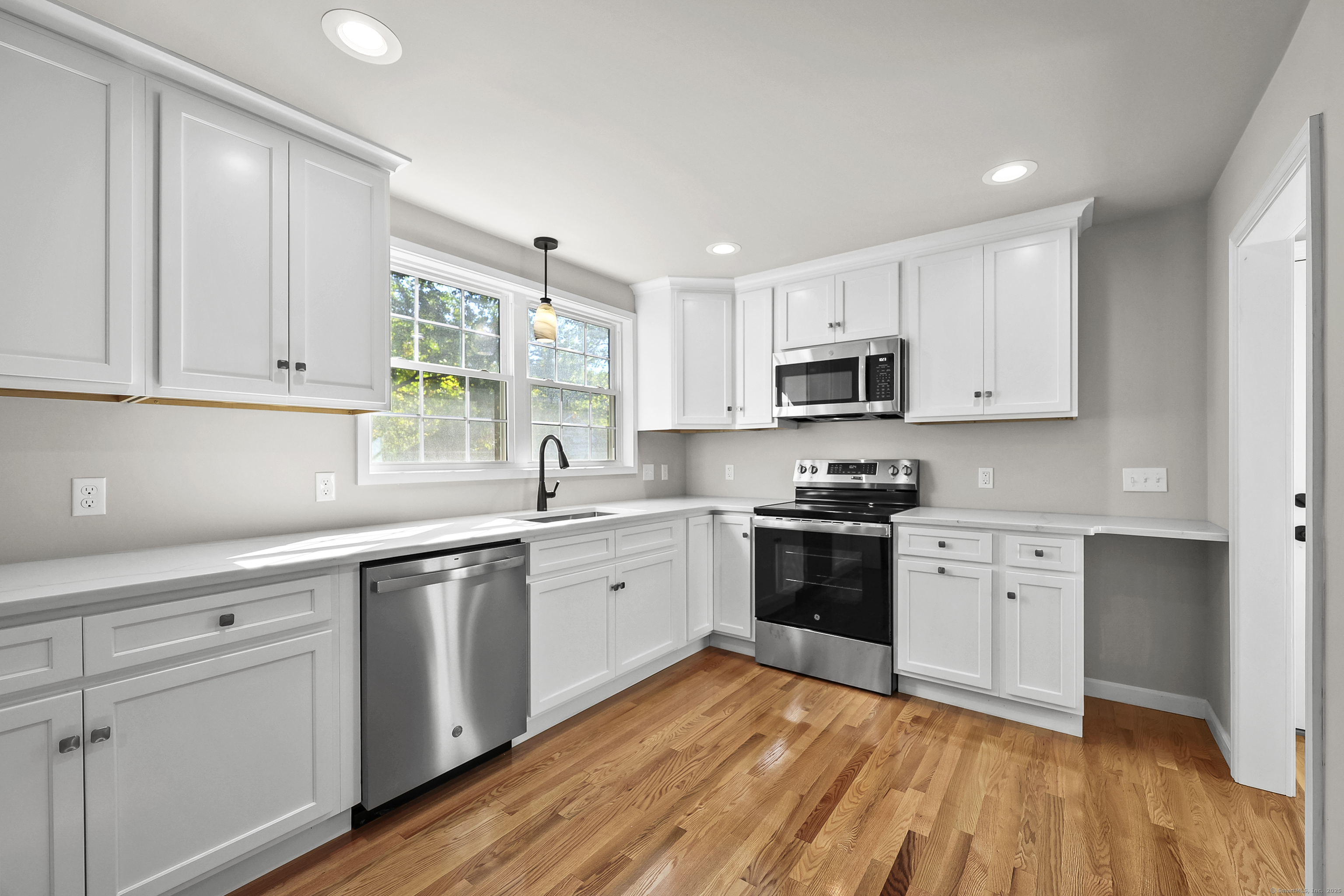 50 Garfield, Middletown, 06457, 3 Bedrooms Bedrooms, 0 ,2 BathroomsBathrooms,Single Family For Sale,For Sale,Garfield,0,24138998