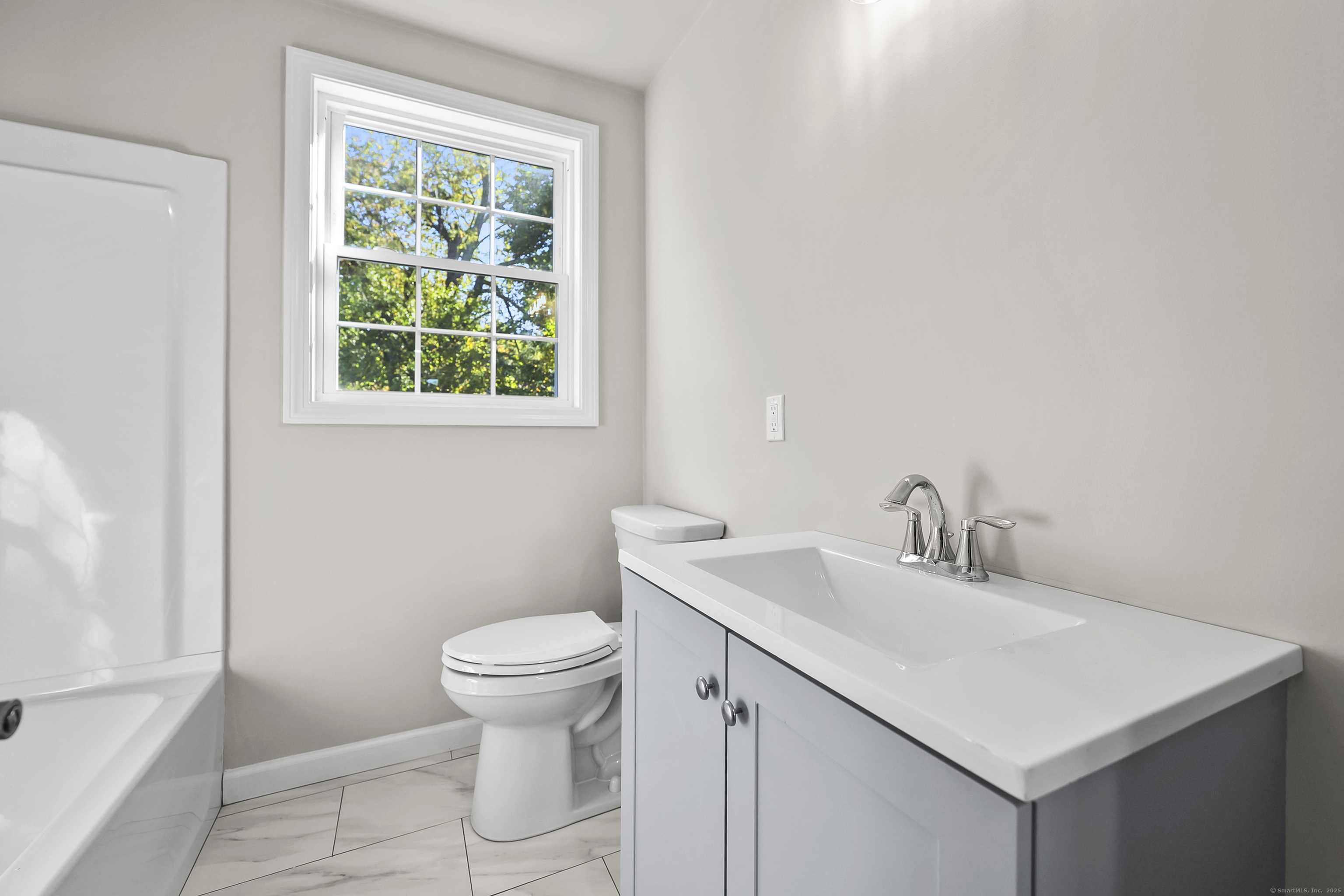 50 Garfield, Middletown, 06457, 3 Bedrooms Bedrooms, 0 ,2 BathroomsBathrooms,Single Family For Sale,For Sale,Garfield,0,24138998