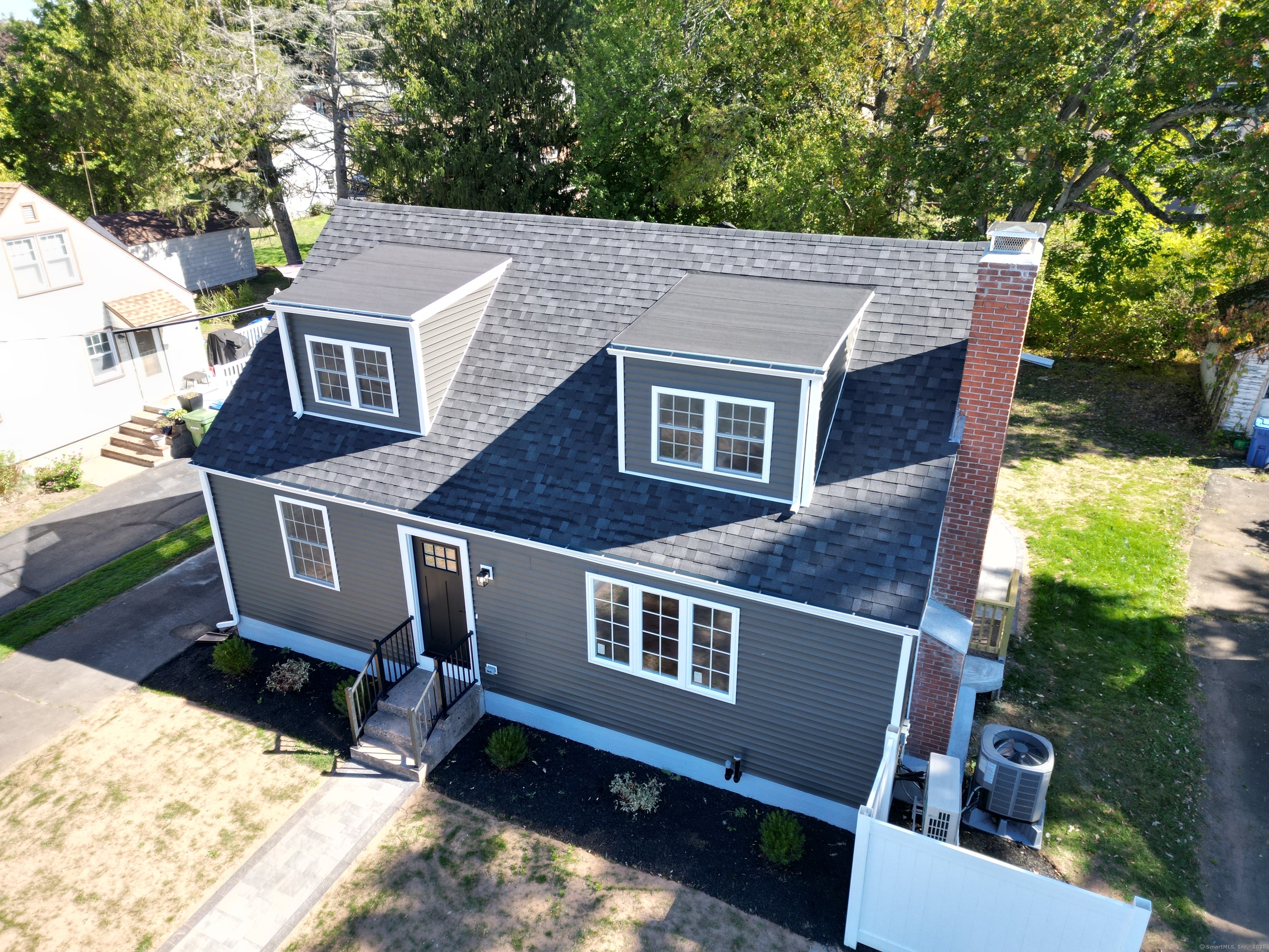 50 Garfield, Middletown, 06457, 3 Bedrooms Bedrooms, 0 ,2 BathroomsBathrooms,Single Family For Sale,For Sale,Garfield,0,24138998