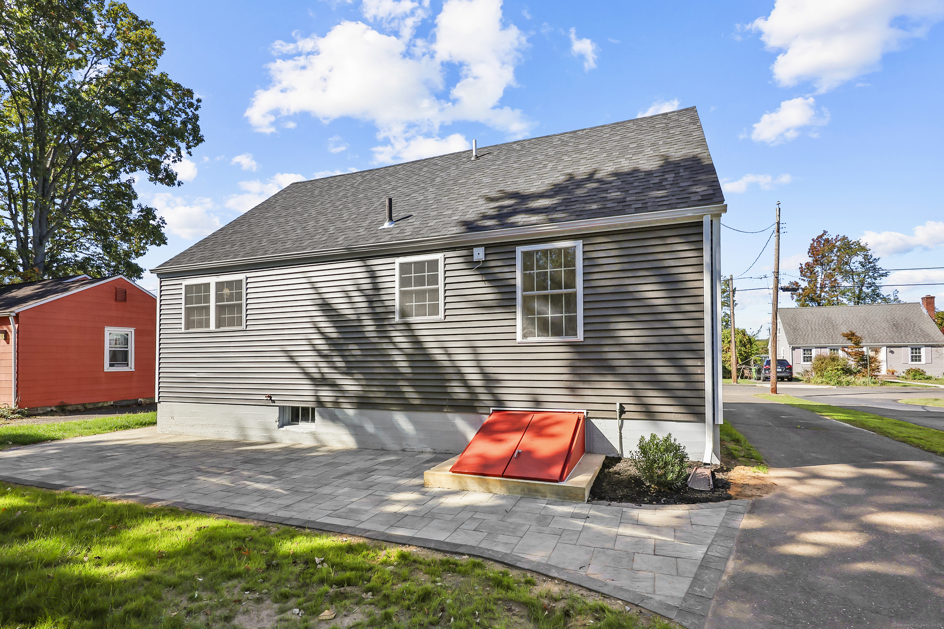 50 Garfield, Middletown, 06457, 3 Bedrooms Bedrooms, 0 ,2 BathroomsBathrooms,Single Family For Sale,For Sale,Garfield,0,24138998