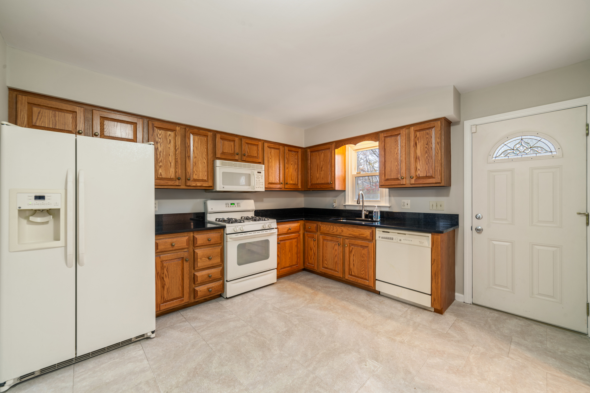 171 Country Club, Torrington, 06790, 3 Bedrooms Bedrooms, 0 ,1 BathroomBathrooms,Single Family For Sale,For Sale,Country Club,0,24136702