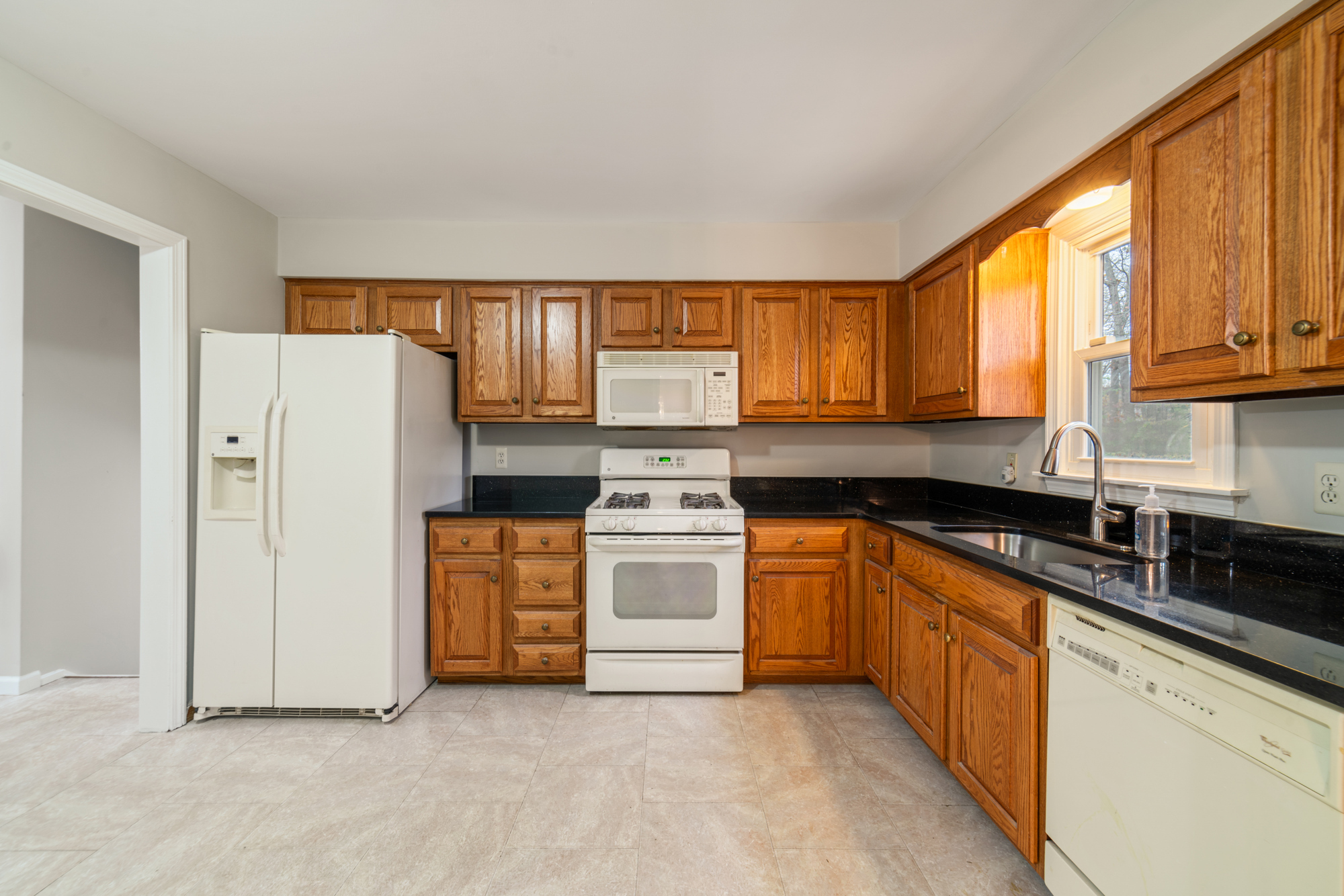 171 Country Club, Torrington, 06790, 3 Bedrooms Bedrooms, 0 ,1 BathroomBathrooms,Single Family For Sale,For Sale,Country Club,0,24136702